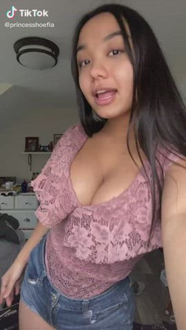 boobs busty cleavage dancing tiktok tits r/tiktits gif