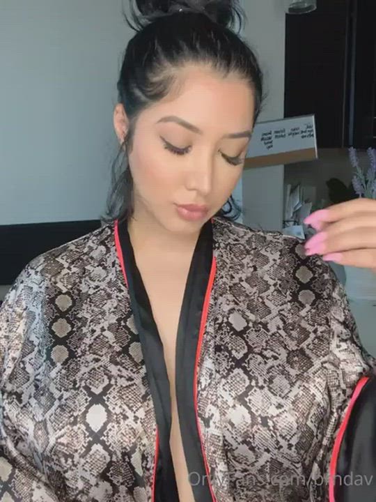 Boobs OnlyFans gif