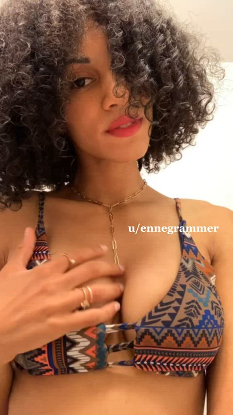 natural hair & natural tits!