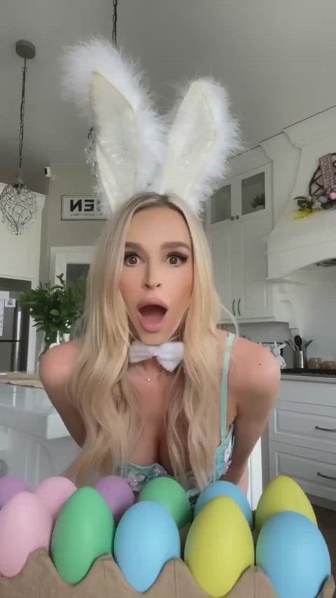 bunny emma hix funny onlyfans pornstar pussy solo teen tiktok tits just-boobs legal-teens