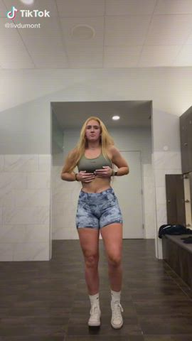 Blonde Fitness Legs Muscular Girl Pawg TikTok gif