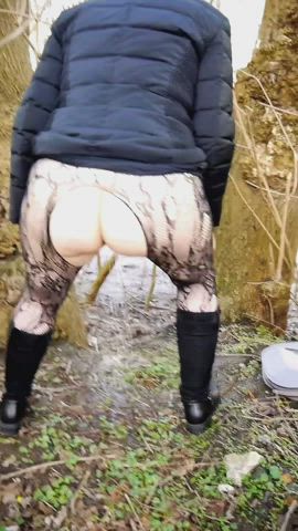 chubby curvy fetish kinky outdoor pee peeing piss pissing public gif