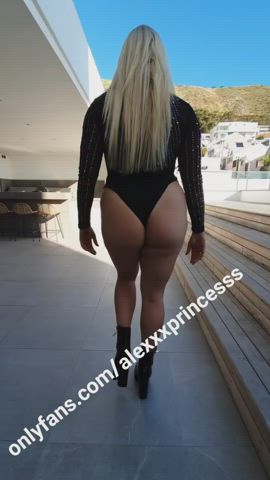 ass ass clapping big ass bouncing femdom jiggling pawg tease thick thong gif