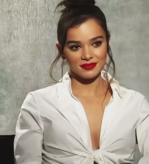 Hailee Steinfeld