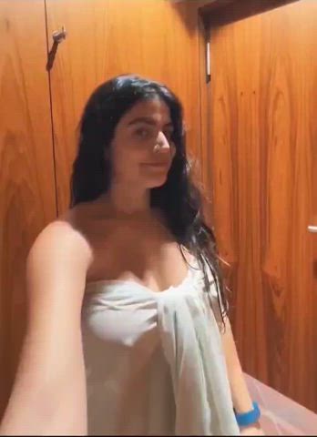 bollywood boobs desi indian pokies shower tits towel gif