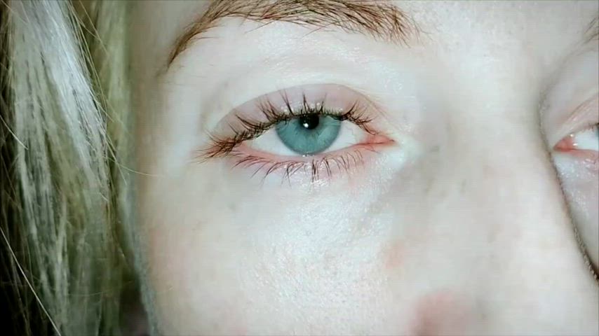 Showing off my blue eyes up close, with flash .... you can see all my natural freckles