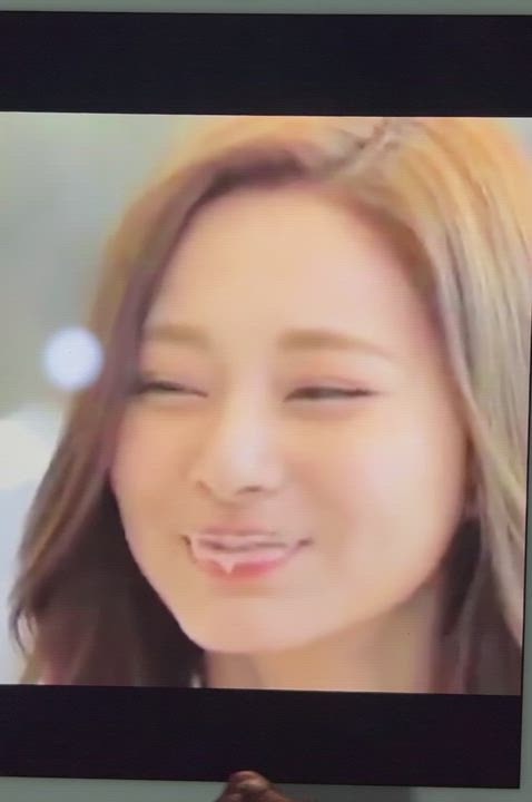 Tzuyu loves eating cum