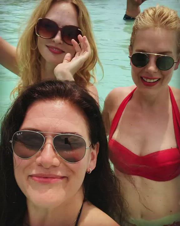 Big Tits Bikini Heather Graham gif