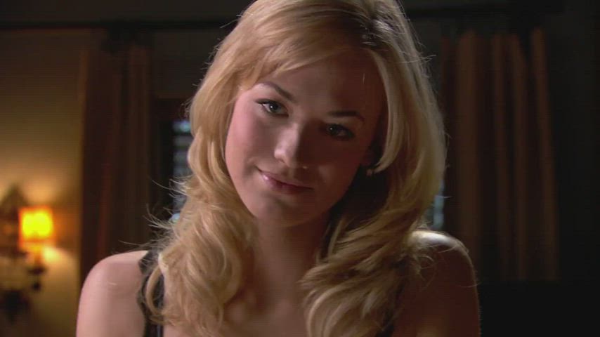 sexy sexy voice yvonne strahovski gif