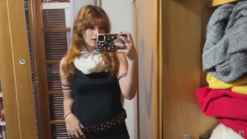 body latina petite gif