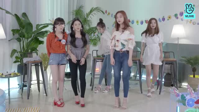 V LIVE FULL Red Velvet COMEBACK LIVE Power Up-82737 1