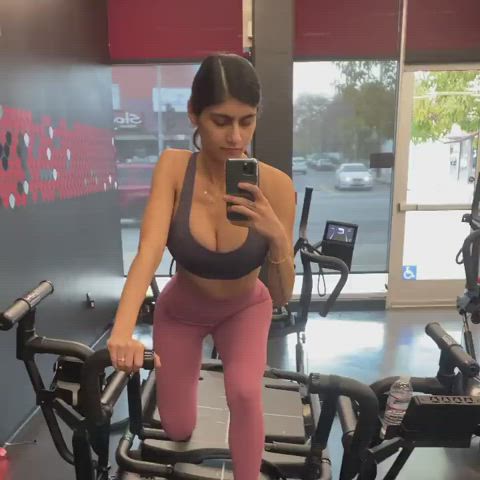 big tits fitness mia khalifa modernsexyfitness gif