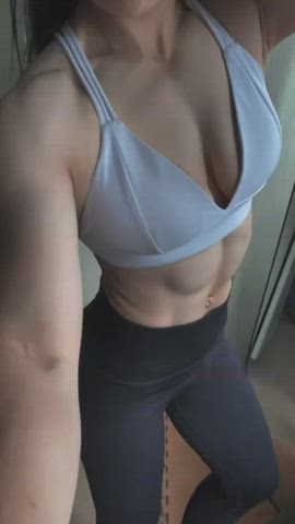 Worship my Abs &lt;3