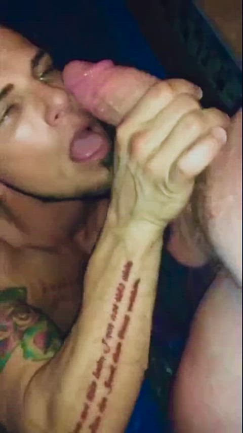 Absolutely Gorgeous, Tattooed Man Swallows a Big Dick at the Swimming Pool