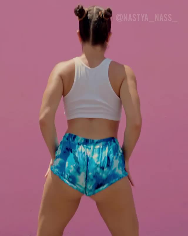 Nastya Nass Booty Twerking