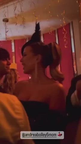 brunette celebrity cleavage kate beckinsale small tits gif
