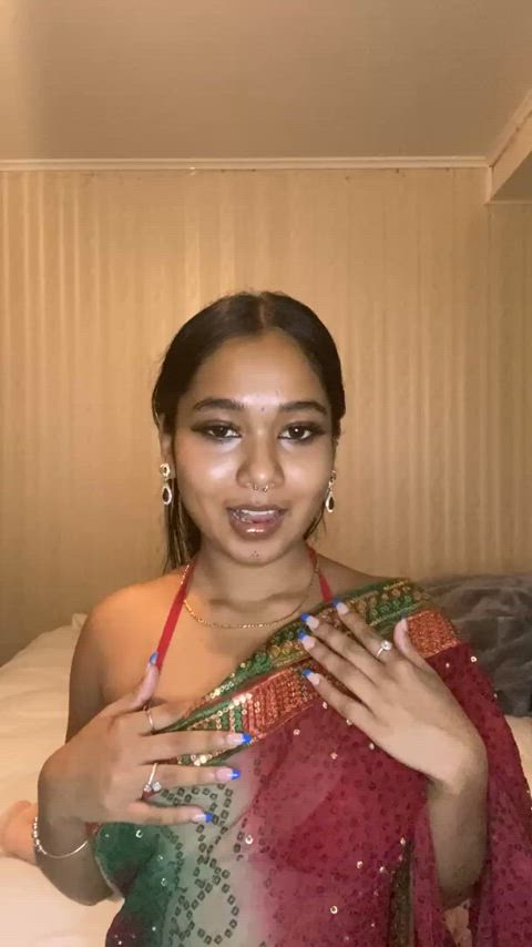 indian petite saree gif