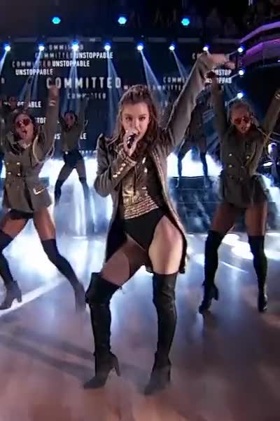 Hailee Steinfeld Performance - Dancing with the Stars