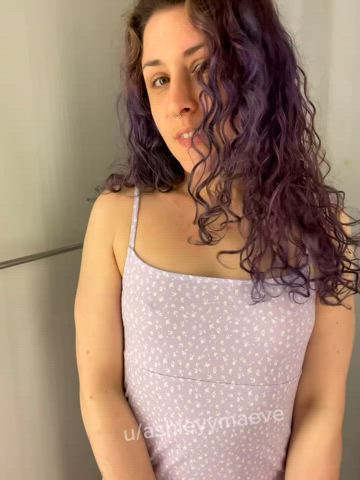 braless curly hair cute dress dressing room natural tits onlyfans petite small nipples