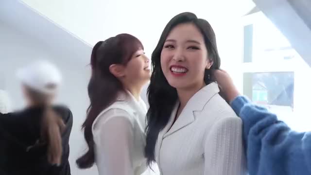 190307 이달의소녀탐구 #492 (LOONA TV #492) 8