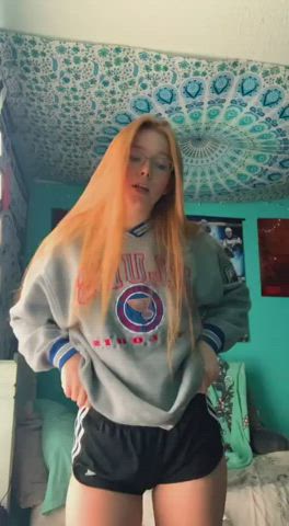 bouncing redhead shaking tiktok gif