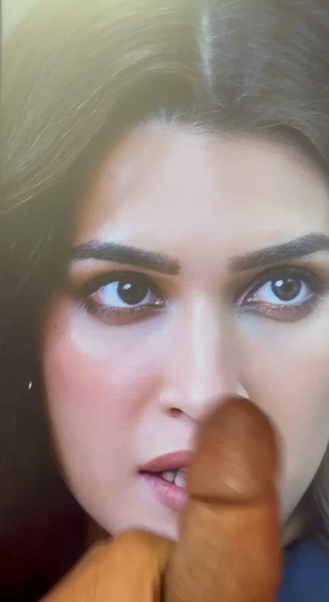 Agghh subah subah ki gaadhi malai Kriti Sanon pe.. socho is malai me mere kitne bachee