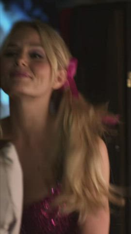 boobs bouncing tits jennifer morrison tits gif