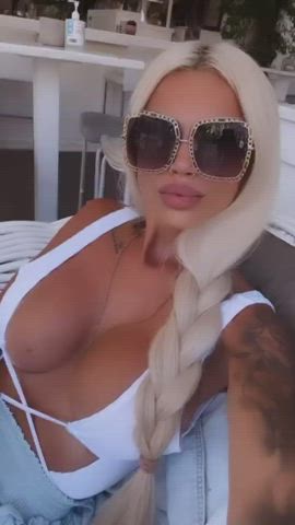 bbc big tits blonde cheating hotwife lips nails romanian tattoo gif