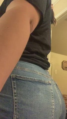 big ass jean shorts latina pawg thick twerking gif