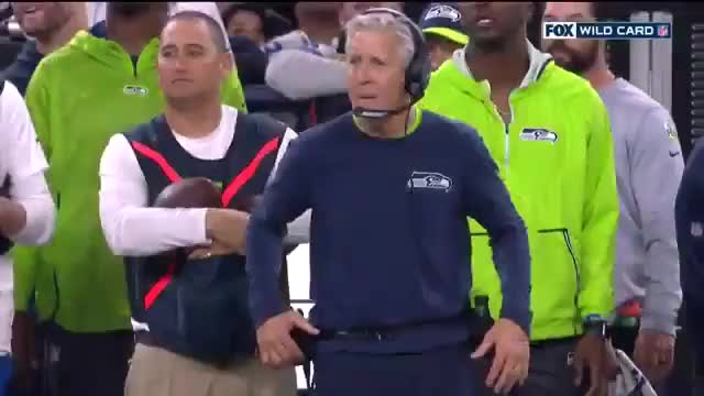 Pete Carroll reacts to the onside kick