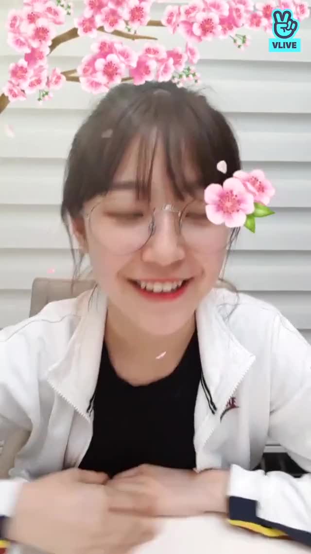 Flower Jiheon says hi