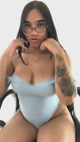 Big Tits Camgirl Colombian Latina Model Sex Sex Toy Tits gif