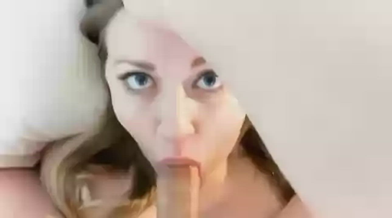 Cute blonde gets massive facial