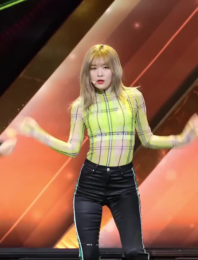 181210 골든글러브 레드벨벳 슬기 seulgi RBB Really Bad Boy fancam by sensible