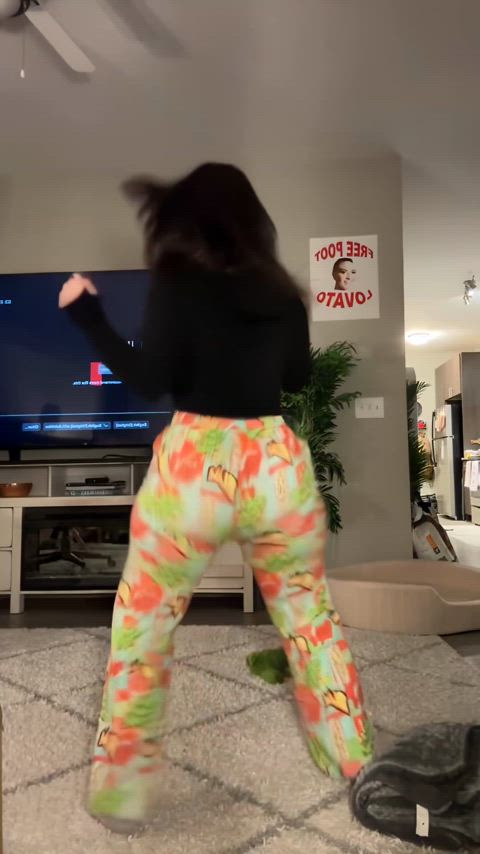 ai upscaled ass ass clapping ass shaking big ass pawg slow motion twerking phat-ass-white-girls