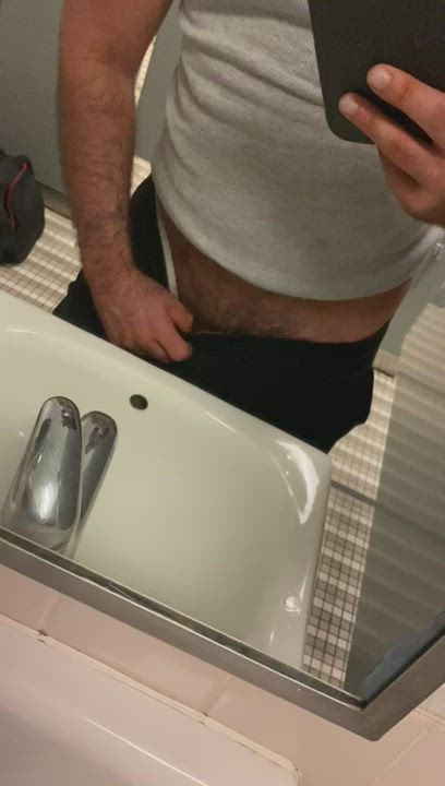 32yo Fuzzy daddy here! Just letting you know, I DO suck cock