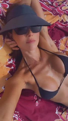 Deborah Secco