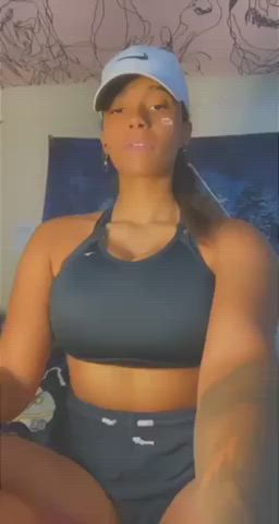 big tits booty bouncing tits huge tits jiggling muscular girl nipples pretty tease