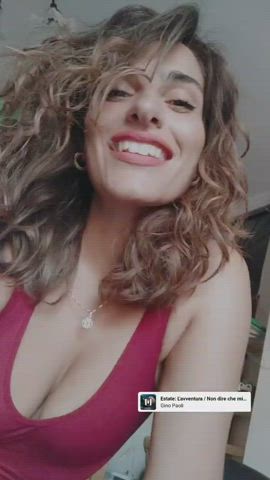 Cleavage Italian Smile gif