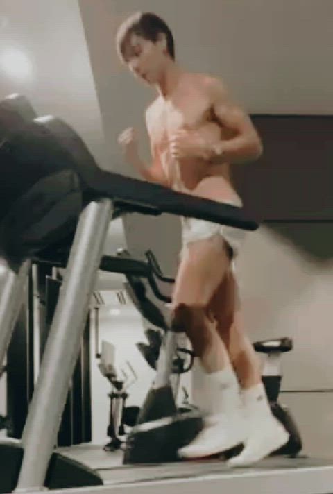 amateur big dick cock gay gym public solo straight teen workout gif