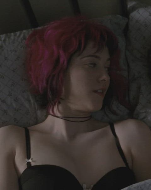 celebrity female mary elizabeth winstead underwear gif