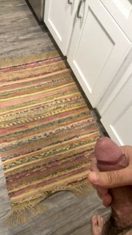 Pissturbating in the kitchen pt. 1