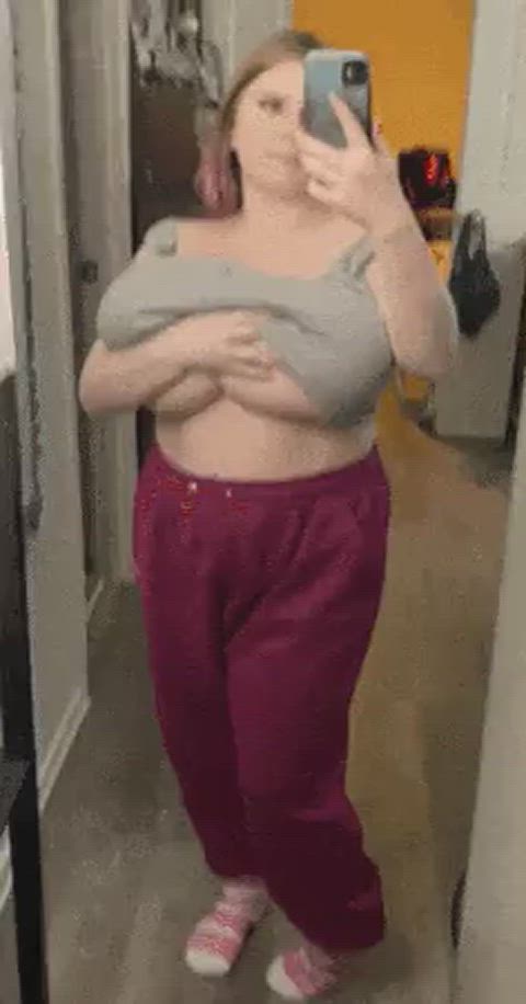 bbw big tits boobs huge tits selfie thick titty drop big-areolas bigtits bouncing-boobs