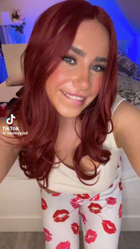 RedHairHailey - More tiktok flash vids on my TT likes (juanmomo45)