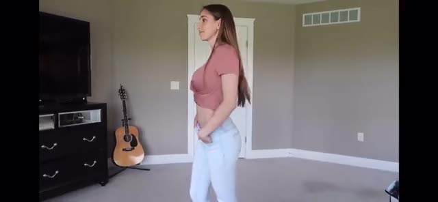 Christina Khalil jeans cam