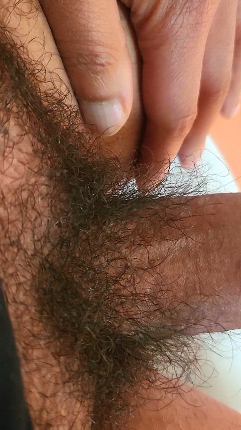 27 year old inspects his hairy penis and peels back his foreskin to reveal stinky