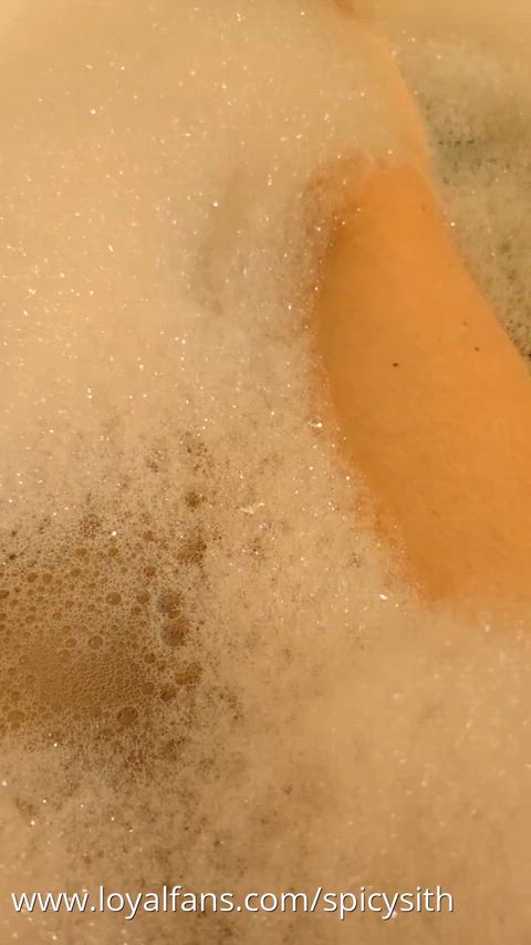 Bubble bath time 🛀