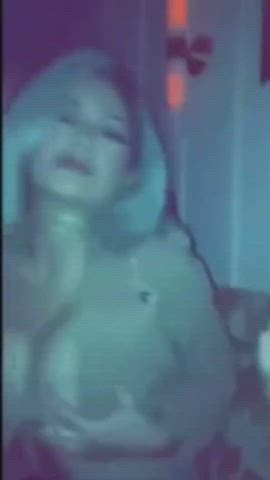 big tits boobs celebrity huge tits kylie jenner party tits gif