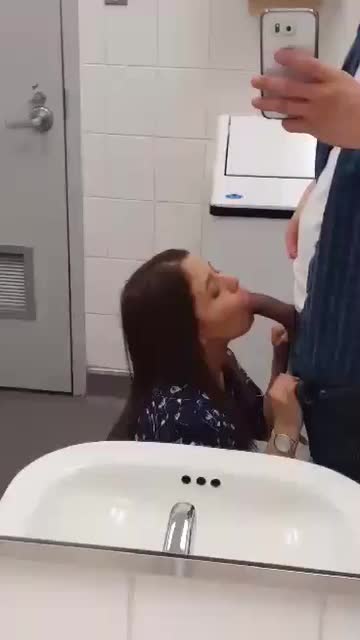 Toilet BJ