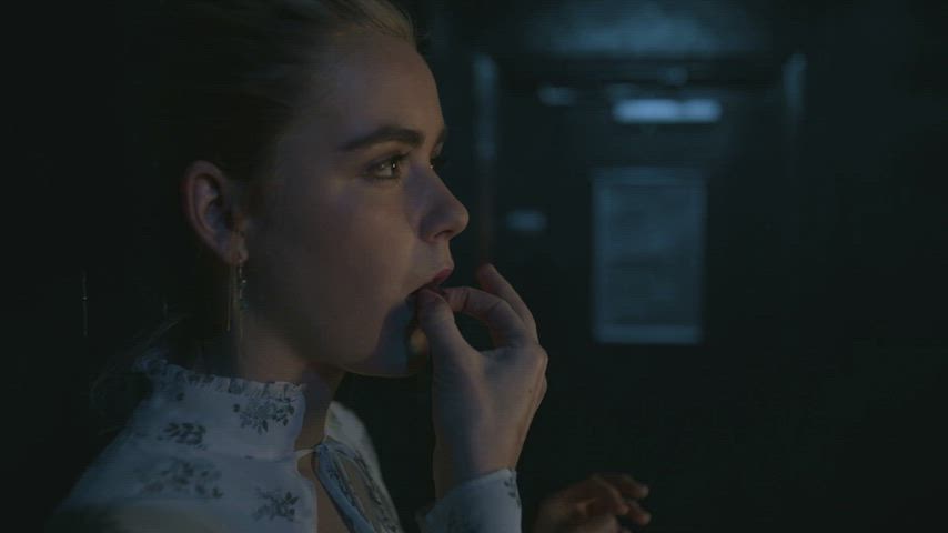 celebrity kiernan shipka panties gif